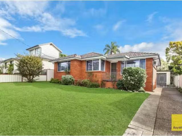 44 Ellam Drive, SEVEN HILLS House for rent Listed by Melinda.