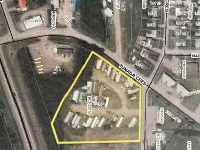 44 Endako Avenue, Fraser Lake, BC, V2L 3G7 commercial for sa.