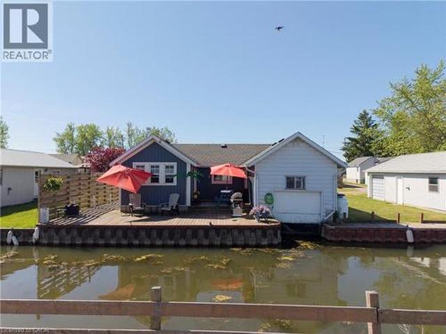 44 Erie Boulevard, Long Point, ON, N0E 1M0 house for sale | Listing ID 40837 | Royal LePage