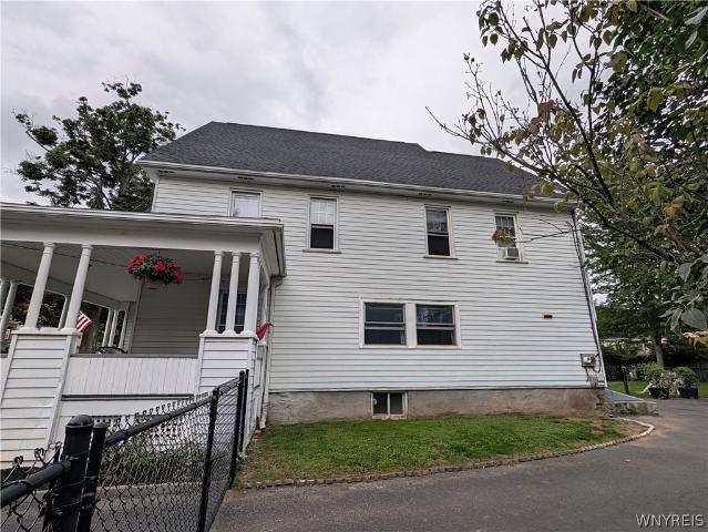 44 Genesee Street