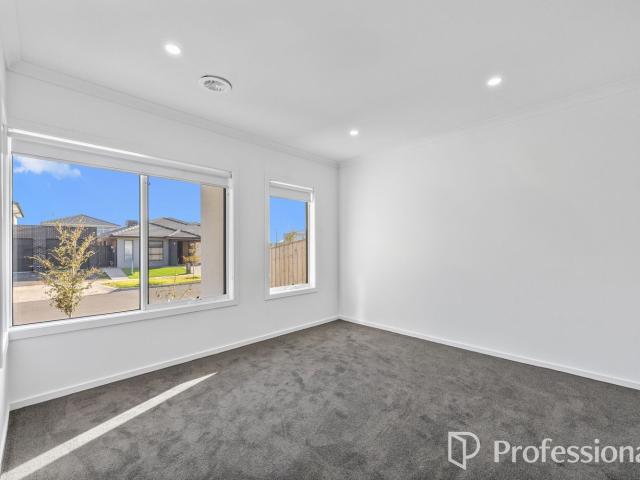 44 Gec BoulevardFraser Rise VIC 3336, Australia