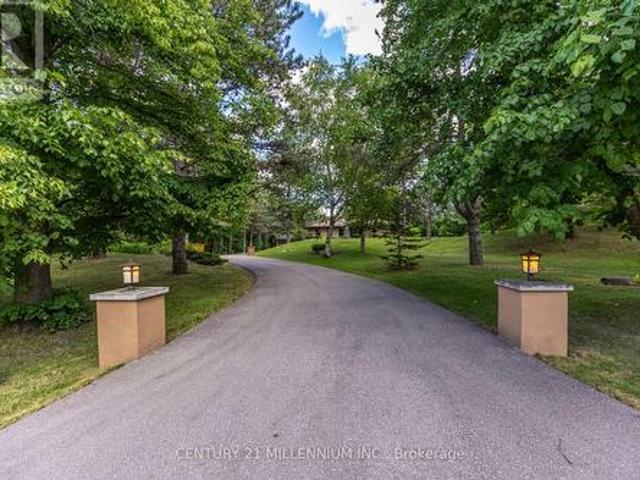 44 Gibson Lake Drive, Caledon, ON, L7E 4B2 house for sale | Listing ID W13563 | Royal LePage