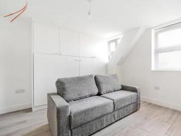 44 Gilmore Road, London, SE13 5AA, United Kingdom | 1 bed apartment for rent #167622655 | Rentberry