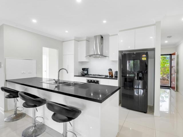 44 Homevale EntranceMount Peter QLD 4869, Australia