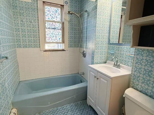 44 Jeanette Ave Unit 1, Belmont, US, MA