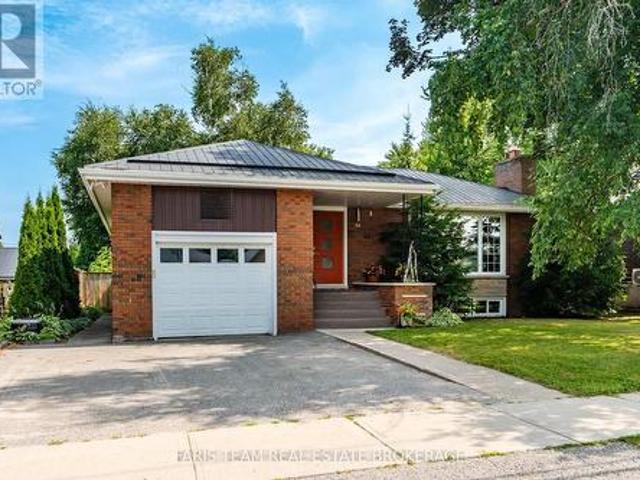 44 Jeffery Street, Penetanguishene, ON, L9M 1K5 house for sale | Listing ID S13818 | Royal LePage