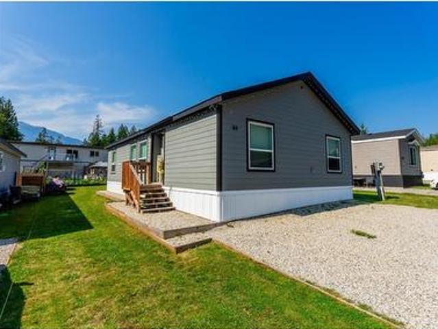 44 Johnson Way, Revelstoke, BC, V0E 2S0 house for sale | Listing ID 10363 | Royal LePage