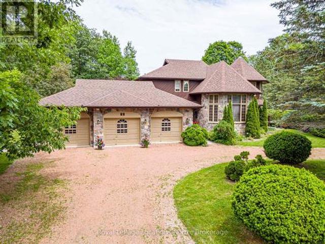 44 Kelley Crescent, Wasaga Beach, ON, L9Z 1J3 house for sale | Listing ID S13494 | Royal LePage