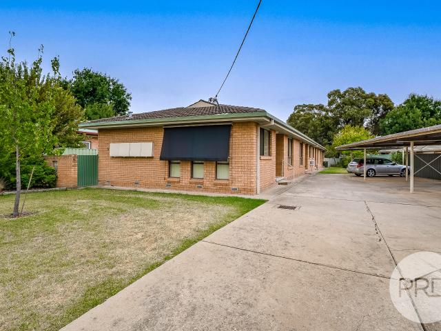 4/4 Langdon Avenue, Wagga Wagga, NSW 2650
