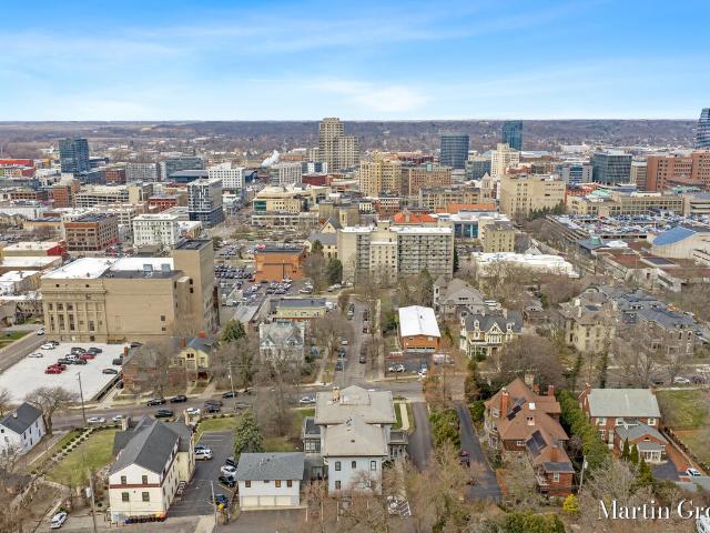 44 Lafayette Avenue # Unit 3