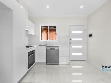 44 Lingayen Avenue, Lethbridge Park, NSW 2770