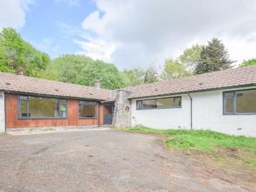 44 Lochside Road, Forfar, Angus DD8, 3 bed bungalow to rent, £1,200 pcm | PrimeLocation