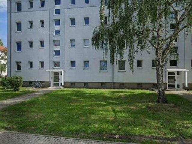 44 m2 apartment for rent in Saalekreis