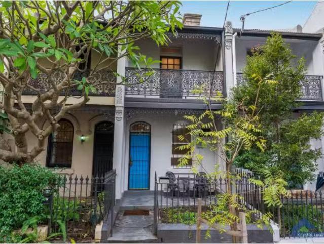 44 Malcolm Street, Erskineville Townhouse for rent Listed by.
