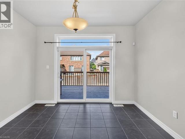 44 MATTEO Trail, Hamilton, Ontario, L9B0E6