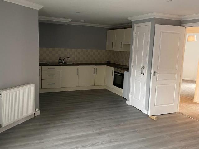 44 Milton Street, DUNDEE, DD3 6QQ 2 bed flat to rent £850 pcm £196 pw