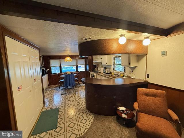 44 Shippensburg Mobile Estate
