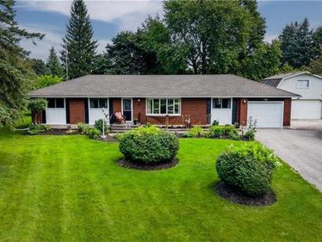 44 Oakwood Drive, Cambridge, ON, N1R 5S3 house for sale | Listing ID 40858 | Royal LePage