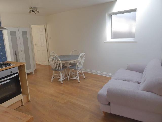 44B Leicester Road, Loughborough LE11, 1 bed maisonette to rent, £725 pcm | PrimeLocation