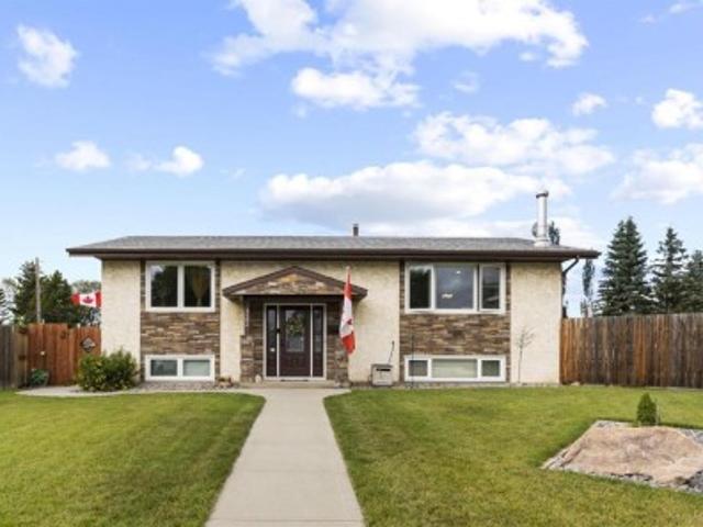4504 66 Street Close, Camrose, AB, T4V 2T2 house for sale | Listing ID A2335 | Royal LePage