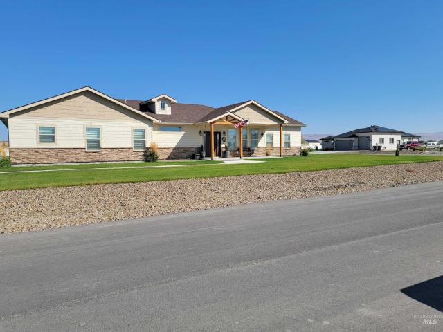 4505 NW Purple Sage Circle