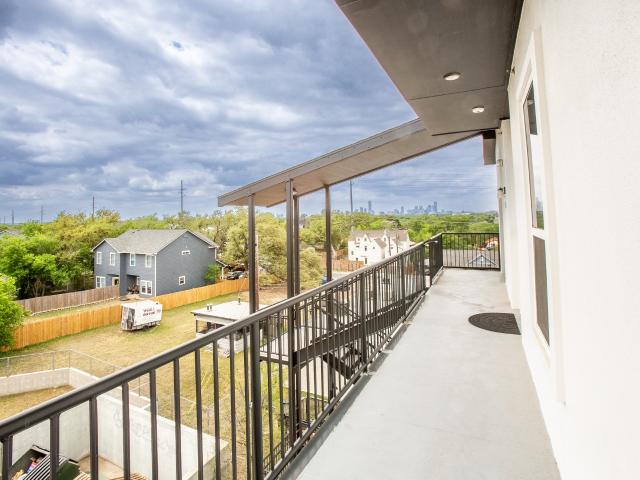 4507 E Martin Luther King Jr Blvd, Unit 133, Austin, TX 78721 | MLS #2975
