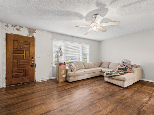 4508 NE 49th Terrace