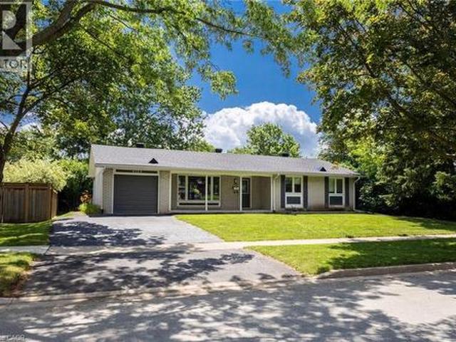 4500 Rogers Road, Burlington, ON, L7L 1S3 house for sale | Listing ID 40845 | Royal LePage