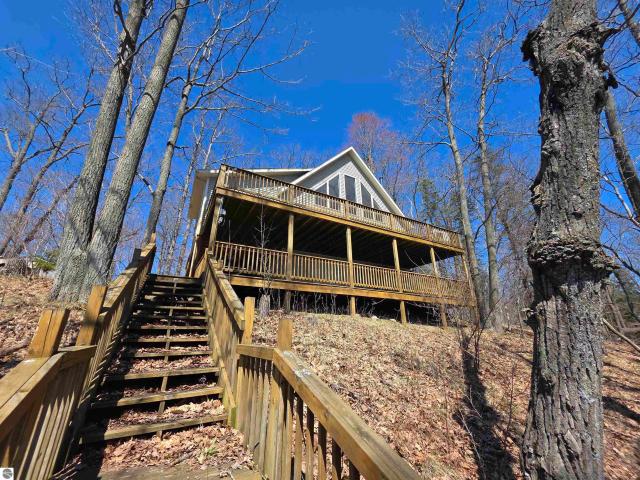 4500 Woodridge Drive