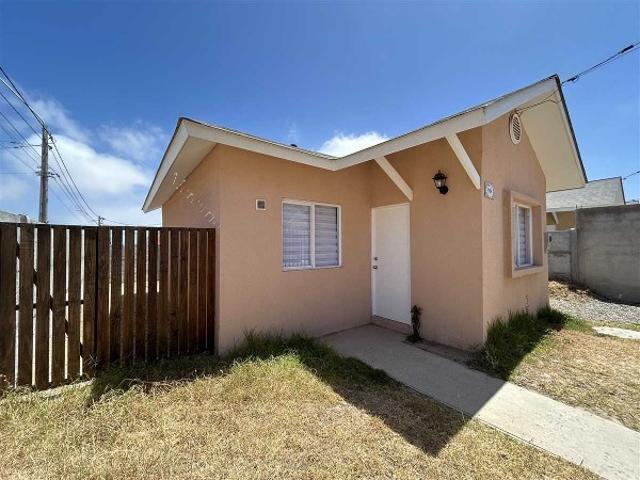$ 420.000 Casa en Arriendo en Coquimbo 2 dormitorios 1 baño / Corredores Premium Chile SpA