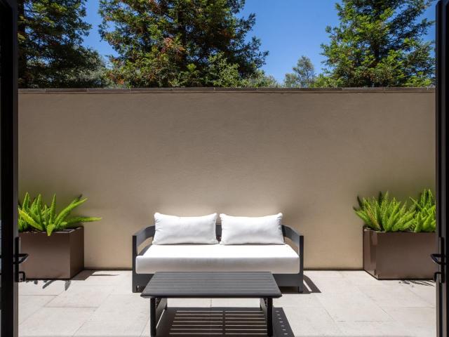 450 1st St, Unit 107, Los Altos, CA 94022 | MLS #ML82014