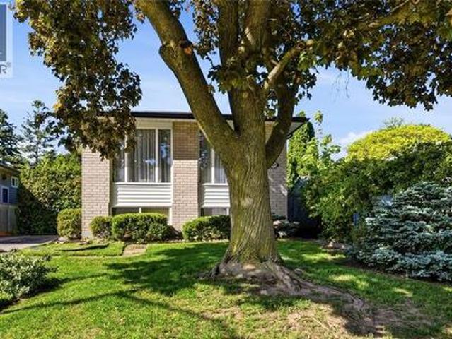 450 Brigadoon Drive, Hamilton, ON, L9C 6E4 house for sale | Listing ID 40833 | Royal LePage