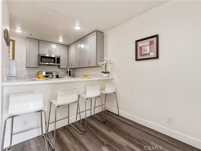 450 E 4th 416