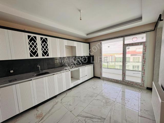 450 Evlerde Acil Satılık 3+1 Sıfır Daire