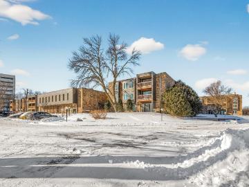450 Ford Rd, Unit 313, St. Louis Park, MN 55426 | MLS #7035
