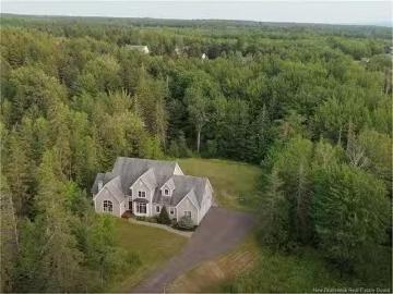 House for sale in Westmorland - Fireplace