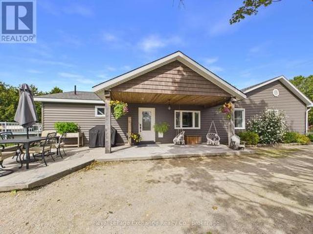 450 Ludgard Street, Huron Kinloss Lucknow, ON, N0G 2H0 house for sale | Listing ID X13812 | Royal LePage