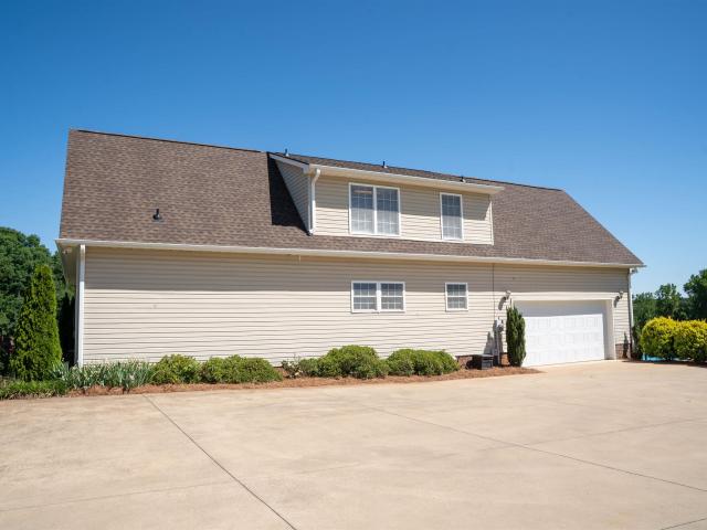 450 Meadow Road