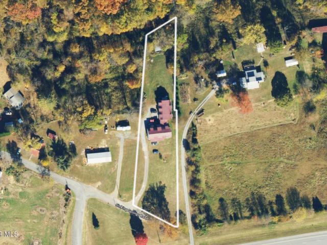 450 Sinking Springs Rd Extension