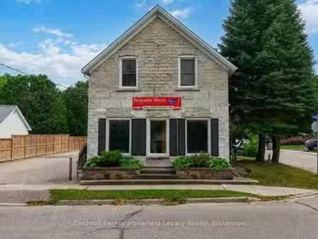 450 Queen Street E, St. Marys, ON, N4X 1A5 commercial for sa.