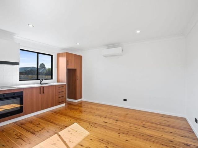 $450pw Brand New Grannyflat