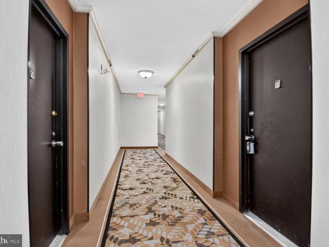 4515 Willard Avenue # 716S