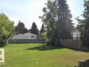 4517 47 Avenue, Wetaskiwin, AB, T9A 0J1 vacant land for sale.