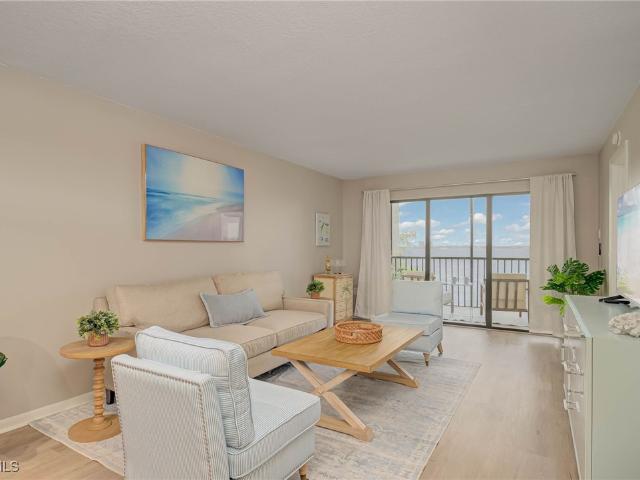 4510 N Key Dr, Unit 204, North Fort Myers, FL 33903 | MLS #2026024