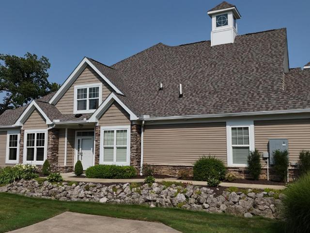 4511 E Harbors Edge