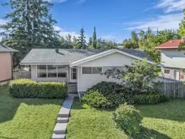 4511 Richmond Road Sw, Calgary, AB, T3E 4P9 house for sale.