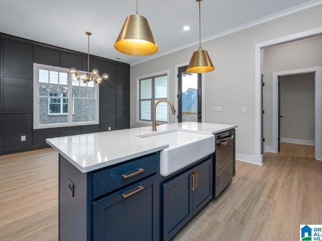 4512 Everlee Parkway
