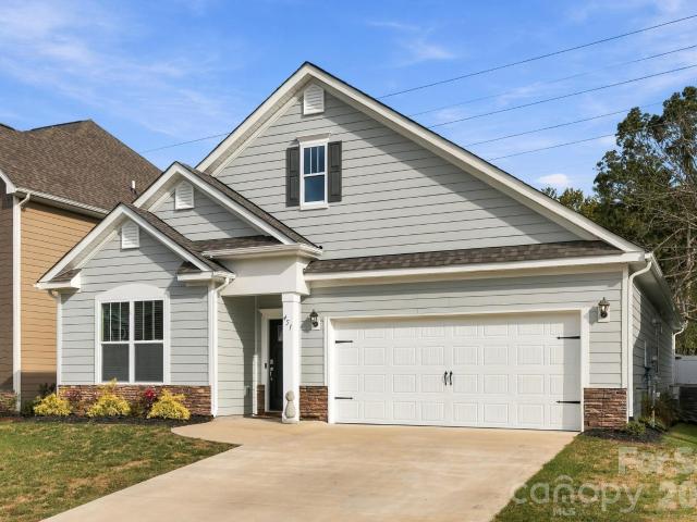 451 Fox Cove
