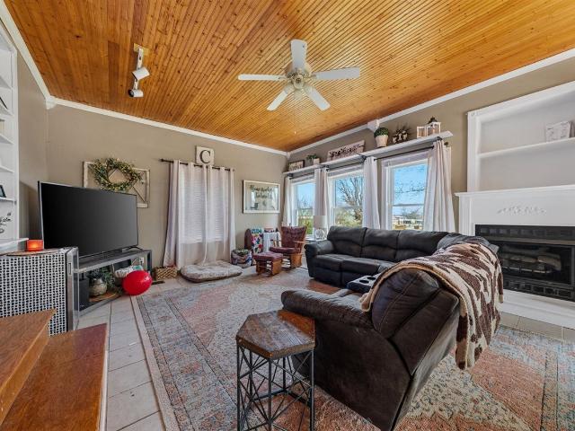 451 Hopkinsville Road