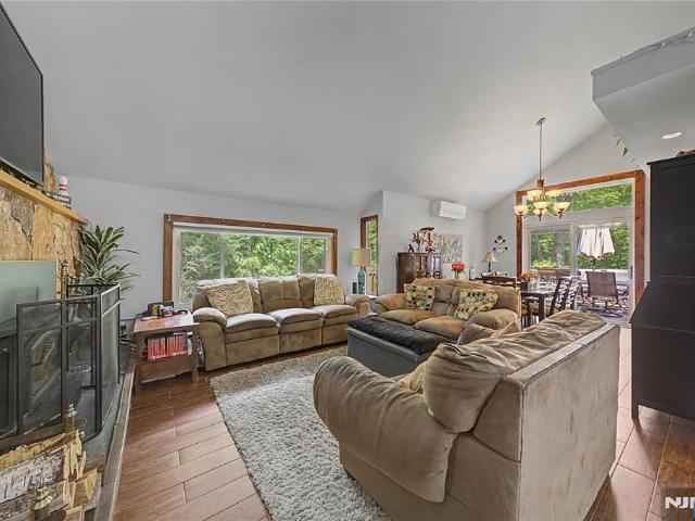 451 W Brook Road